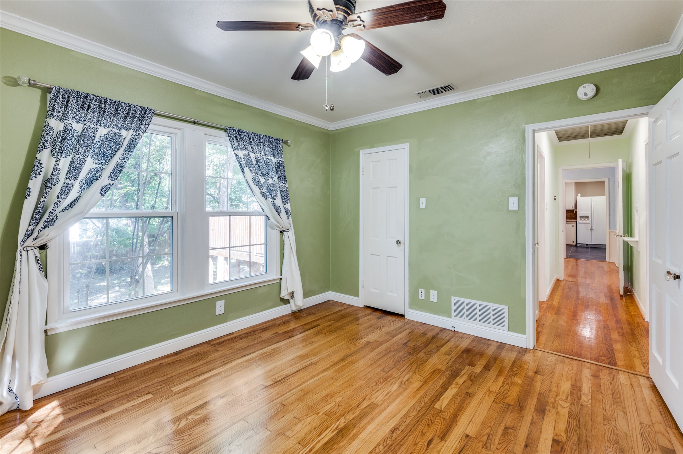 1401 Bluebonnet Drive Fort Worth TX 76111