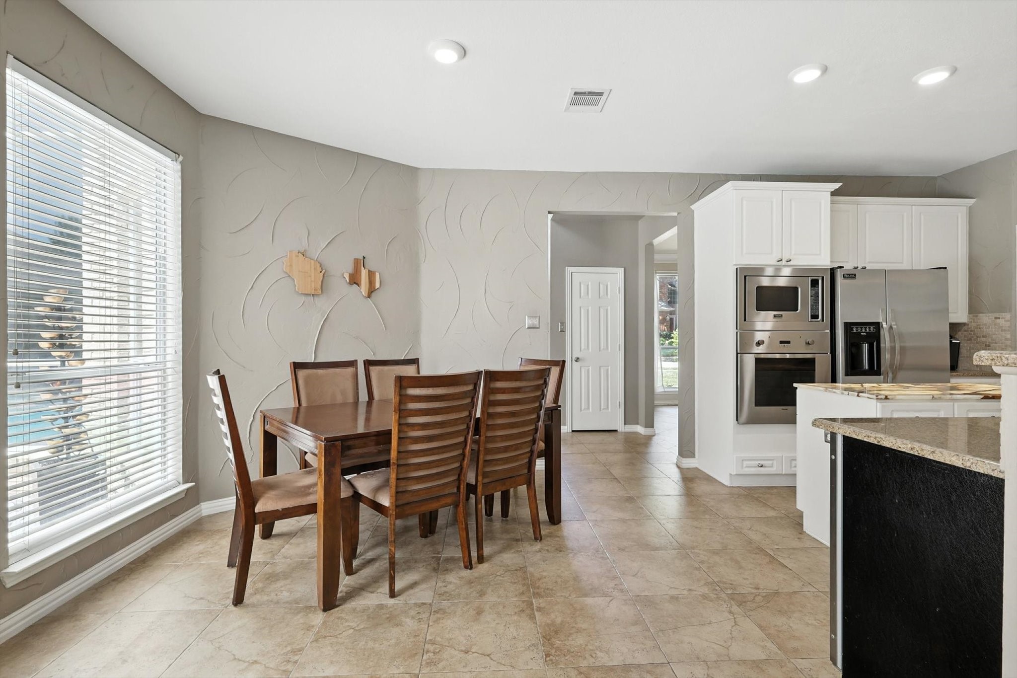 17912 Benchmark Drive Dallas TX 75252