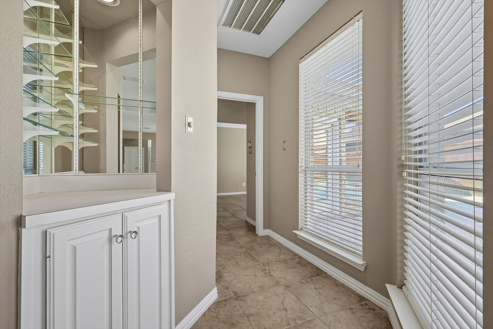 17912 Benchmark Drive Dallas TX 75252