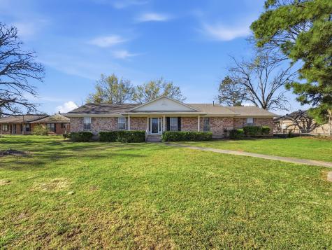 312 Charlie Drive Whitesboro TX 76273