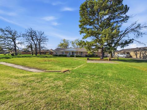 312 Charlie Drive Whitesboro TX 76273