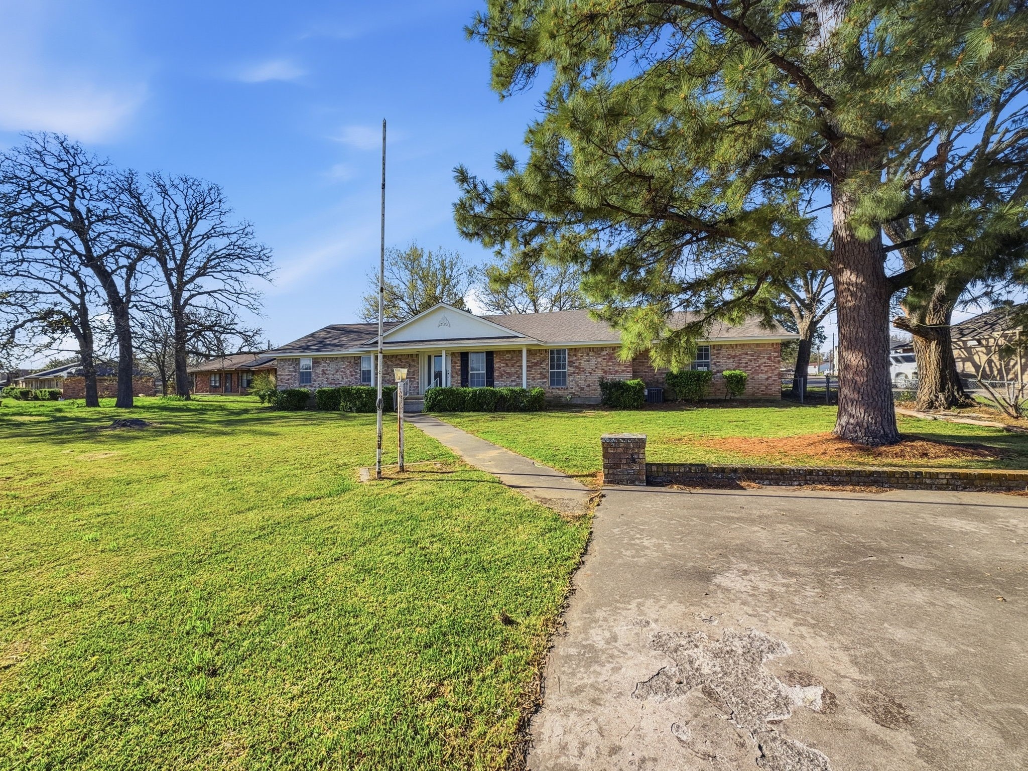 312 Charlie Drive Whitesboro TX 76273