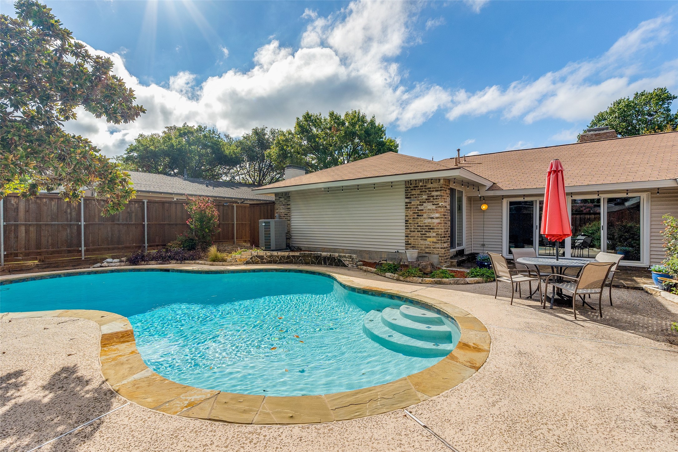 6707 Hillwood Lane Dallas TX 75248