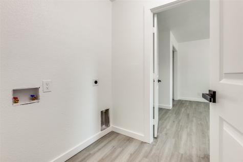 629 N 4th Street Garland TX 75040