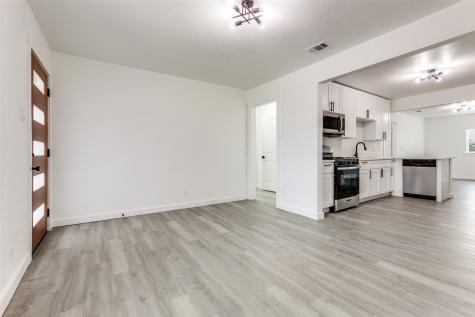 629 N 4th Street Garland TX 75040