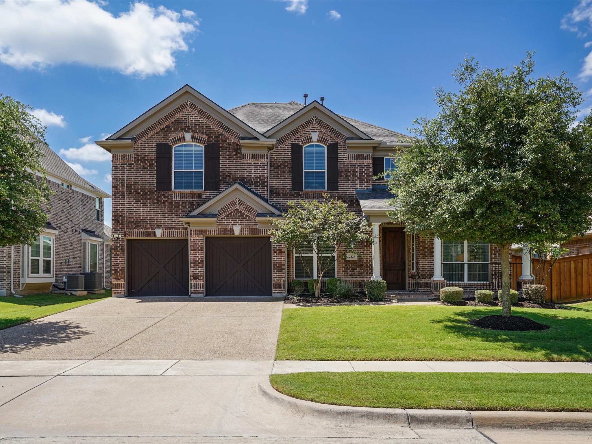 2827 Mariposa Drive Grand Prairie TX 75054