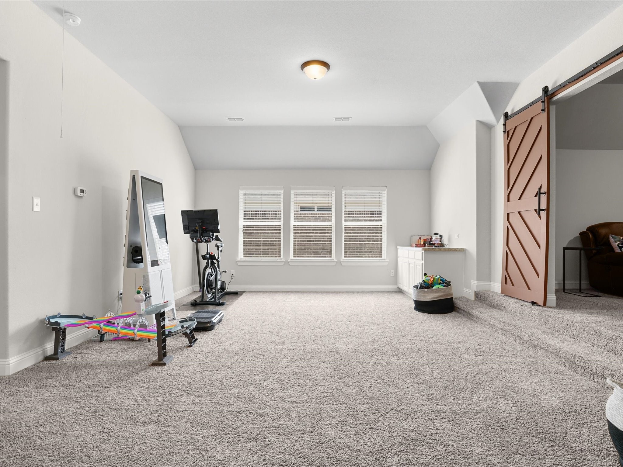 2827 Mariposa Drive Grand Prairie TX 75054