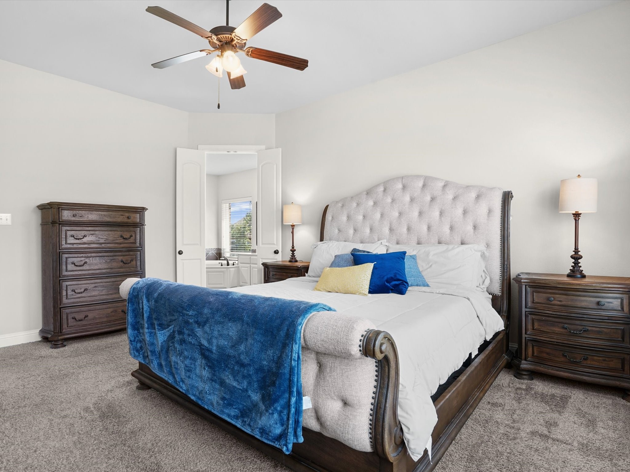 2827 Mariposa Drive Grand Prairie TX 75054