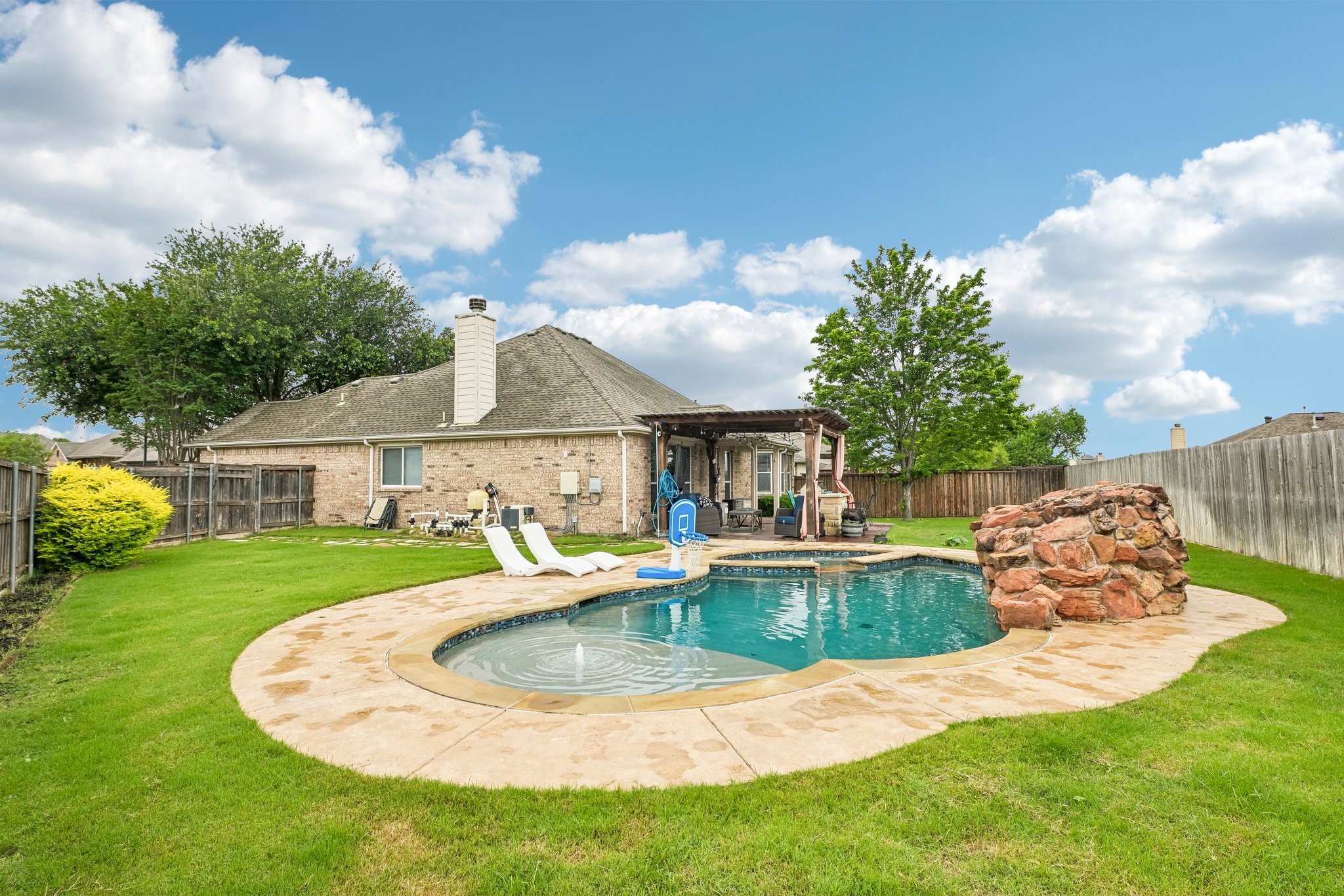 900 Rockton Drive Wylie TX 75098