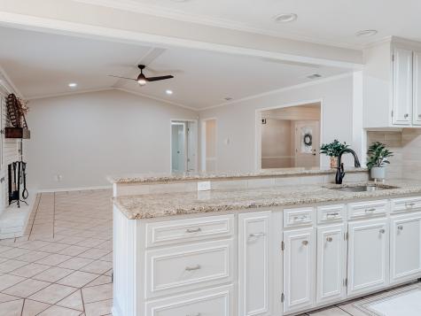 2013 Glenwood Circle Corsicana TX 75110