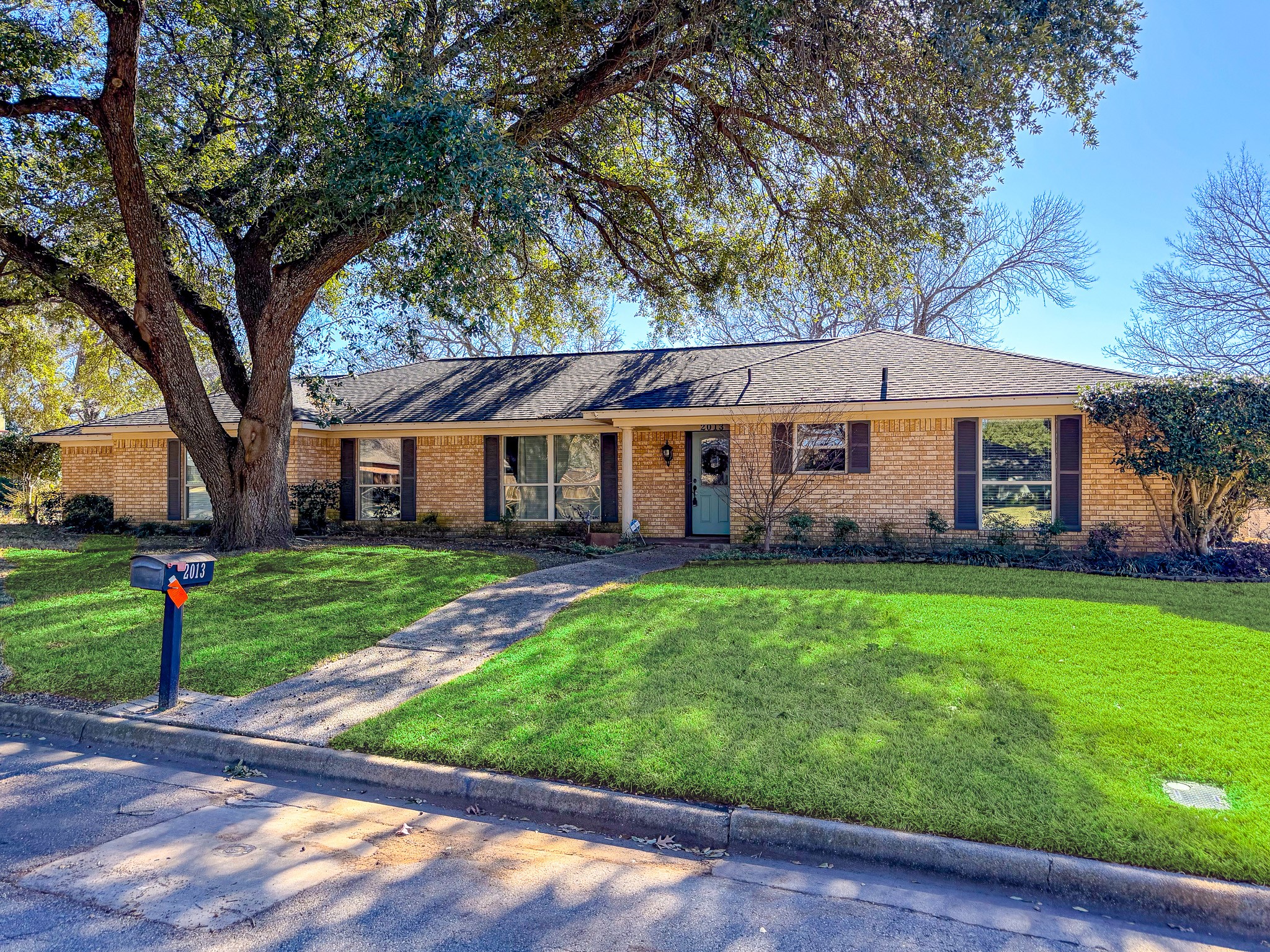 2013 Glenwood Circle Corsicana TX 75110