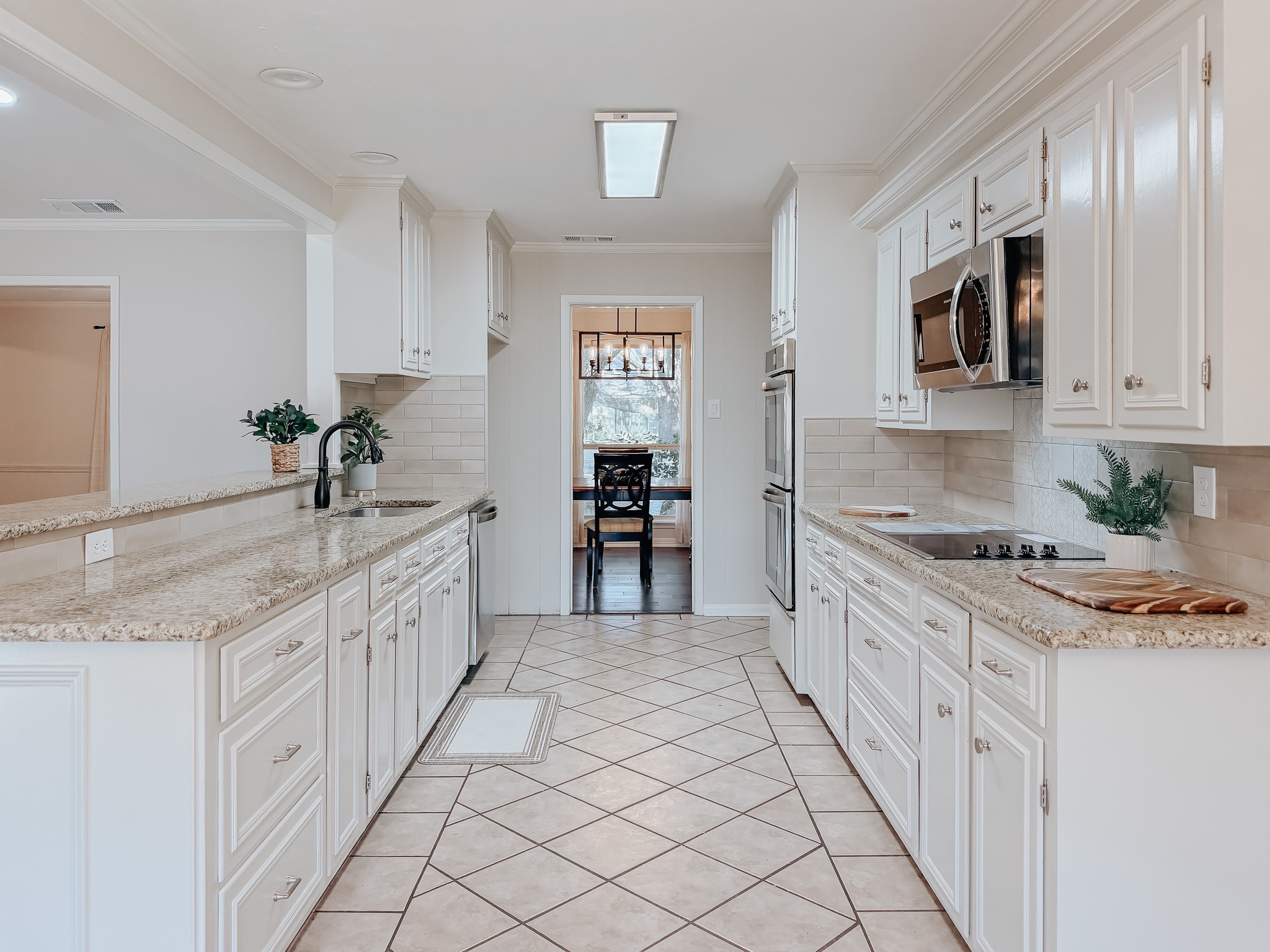 2013 Glenwood Circle Corsicana TX 75110