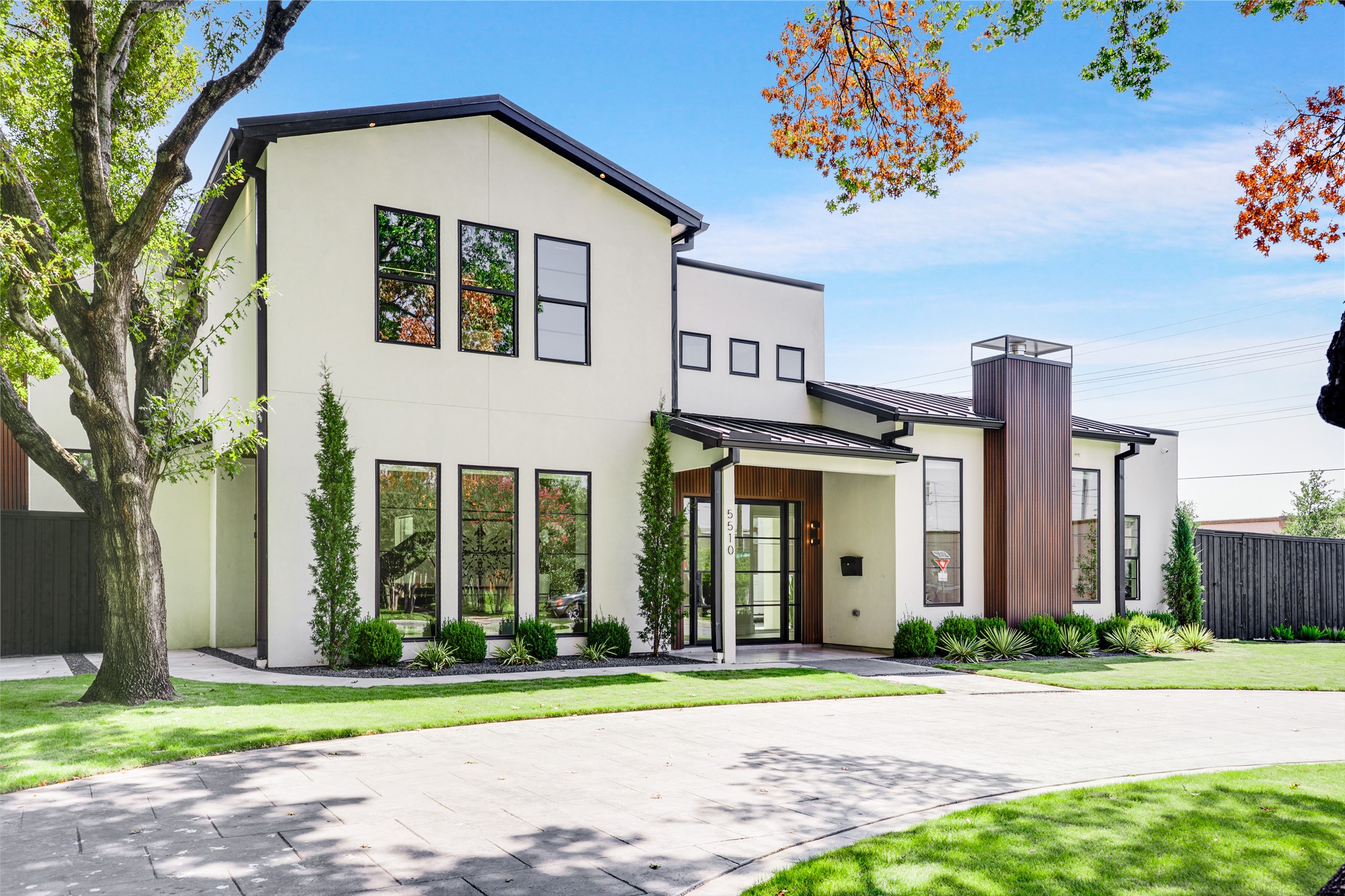5510 Caladium Drive Dallas TX 75230