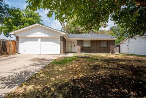 642 Lisa Street Burleson TX 76028