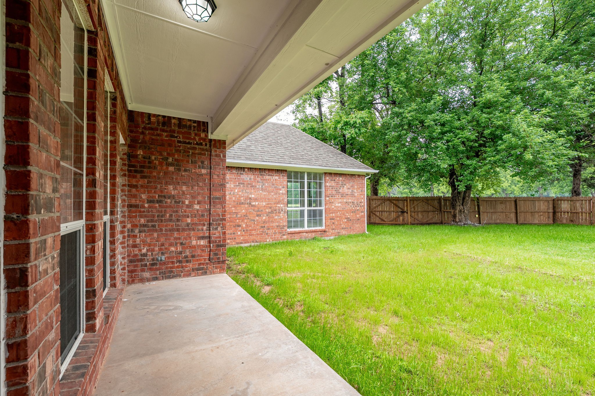 2107 Rivercrest Circle Denison TX 75020