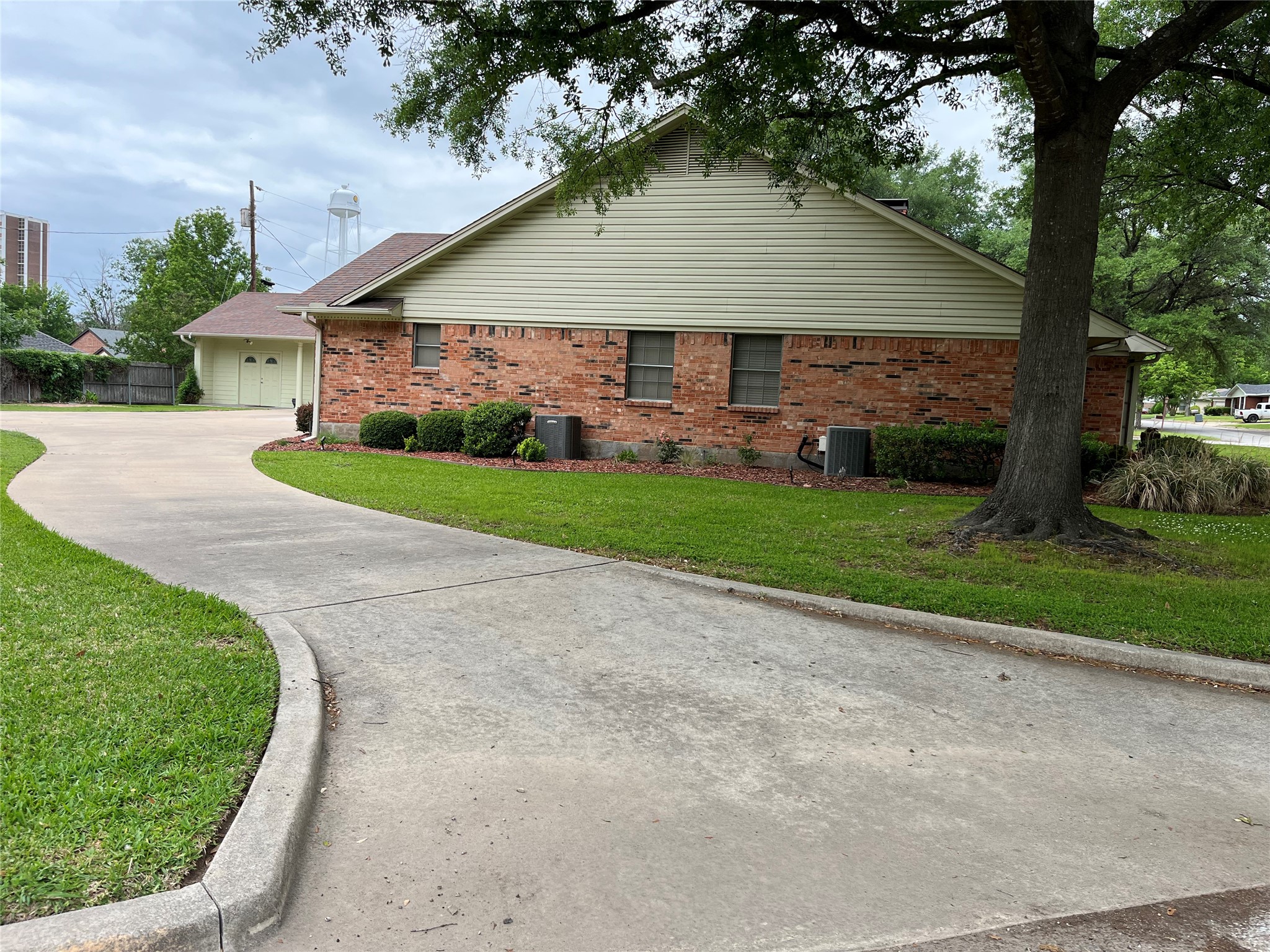 2801 Rix Street Commerce TX 75428