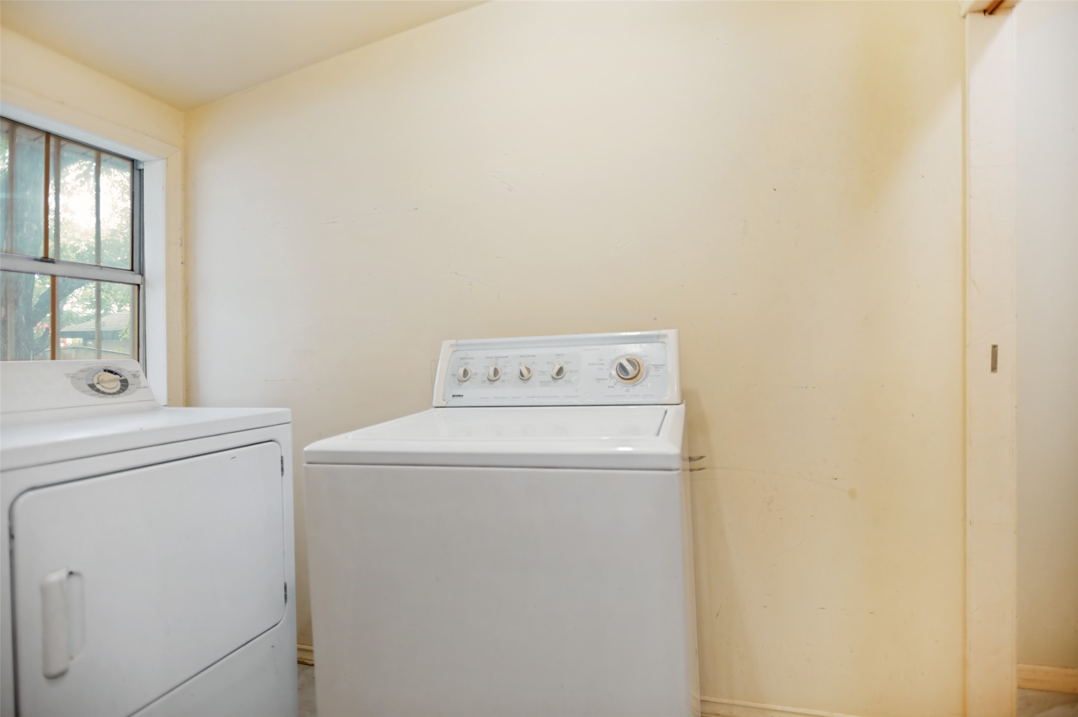 408 W Montana Avenue Dallas TX 75224