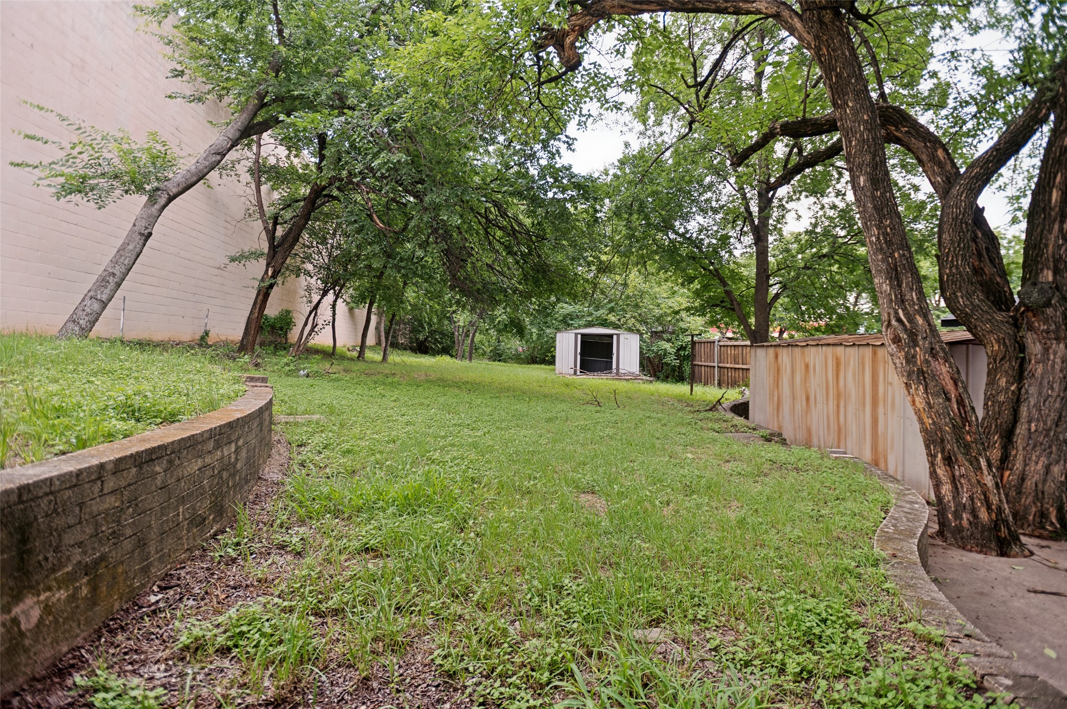 408 W Montana Avenue Dallas TX 75224