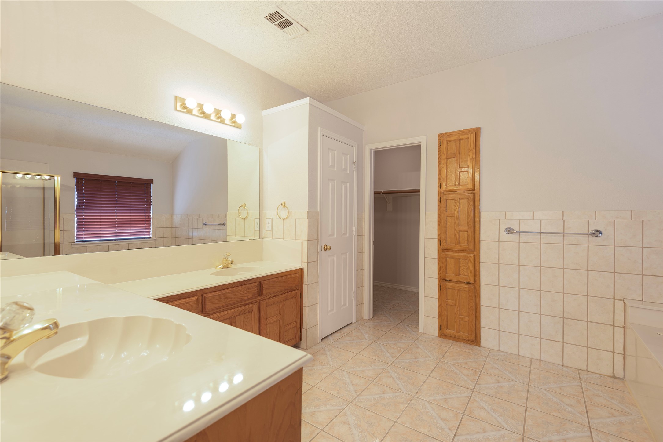 2305 Buckeye Drive Mesquite TX 75181