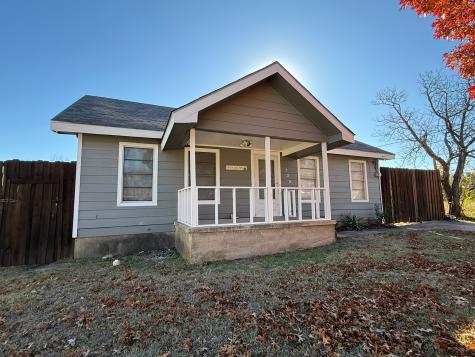 320 Hickerson Street Cedar Hill TX 75104