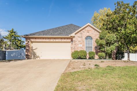 5801 Cynthia Drive Midlothian TX 76065