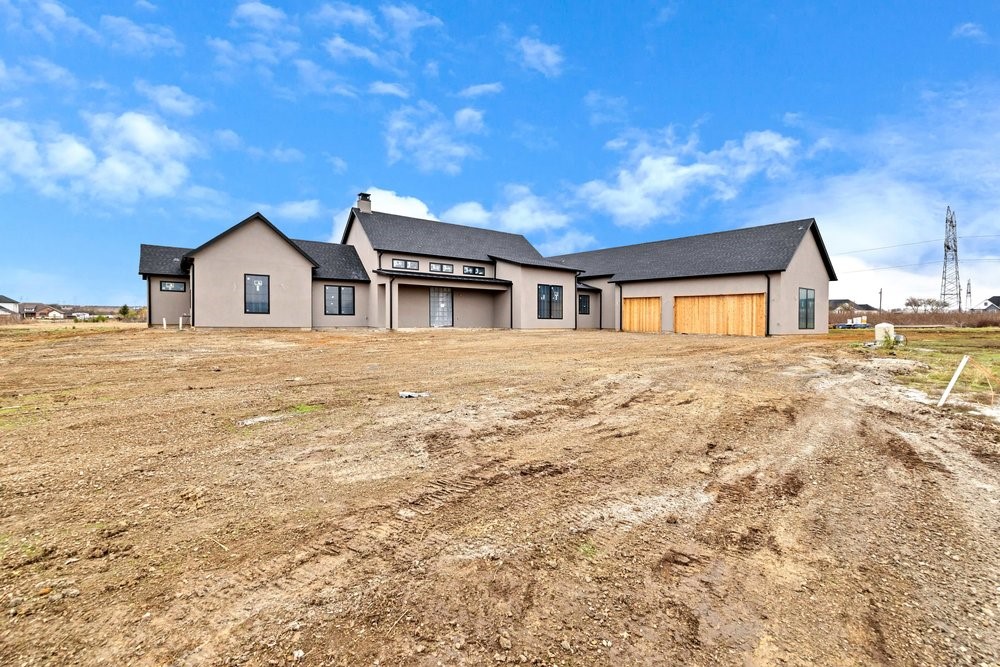 7256 Tom Trails Krum TX 76249
