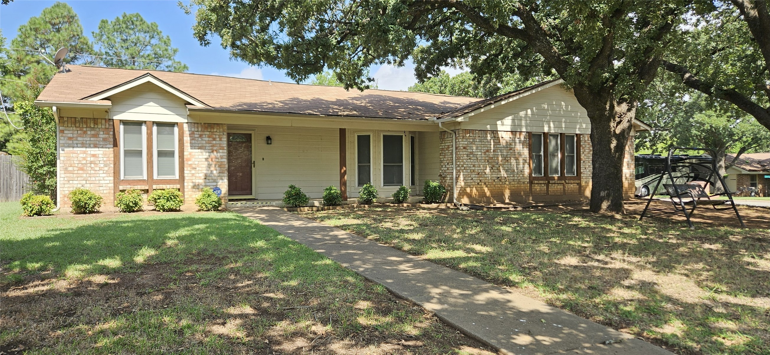 6737 Bartay Drive North Richland Hills TX 76182
