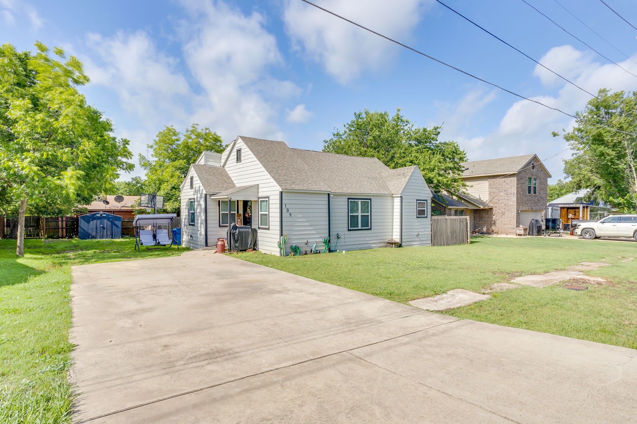 109 W Purdom Avenue Alvarado TX 76009