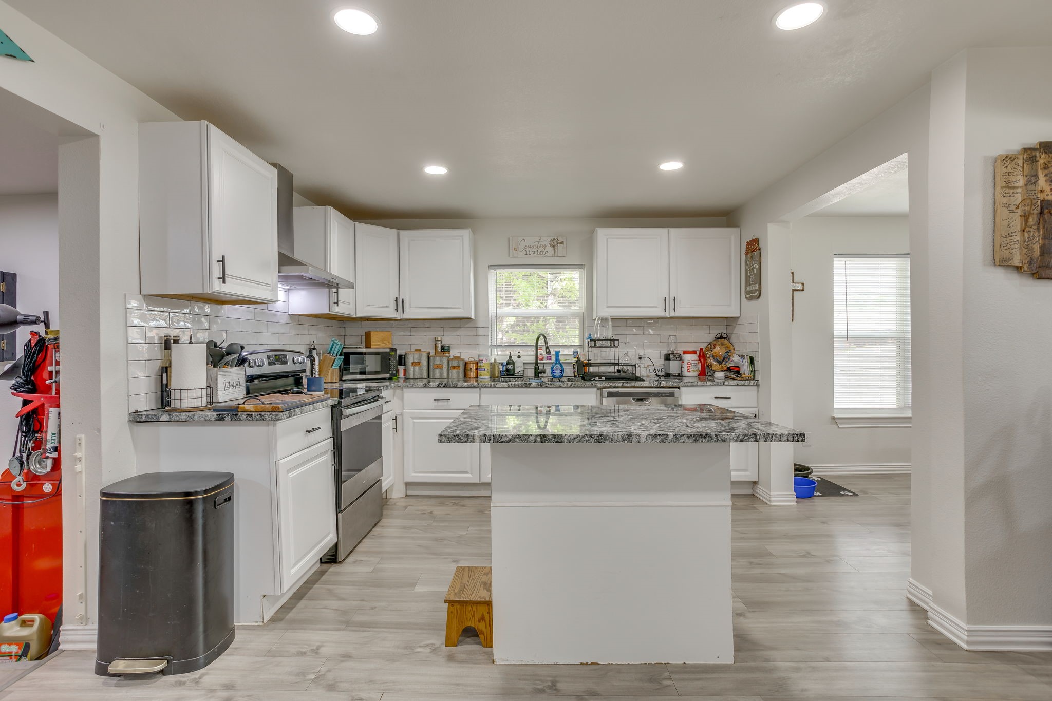 109 W Purdom Avenue Alvarado TX 76009