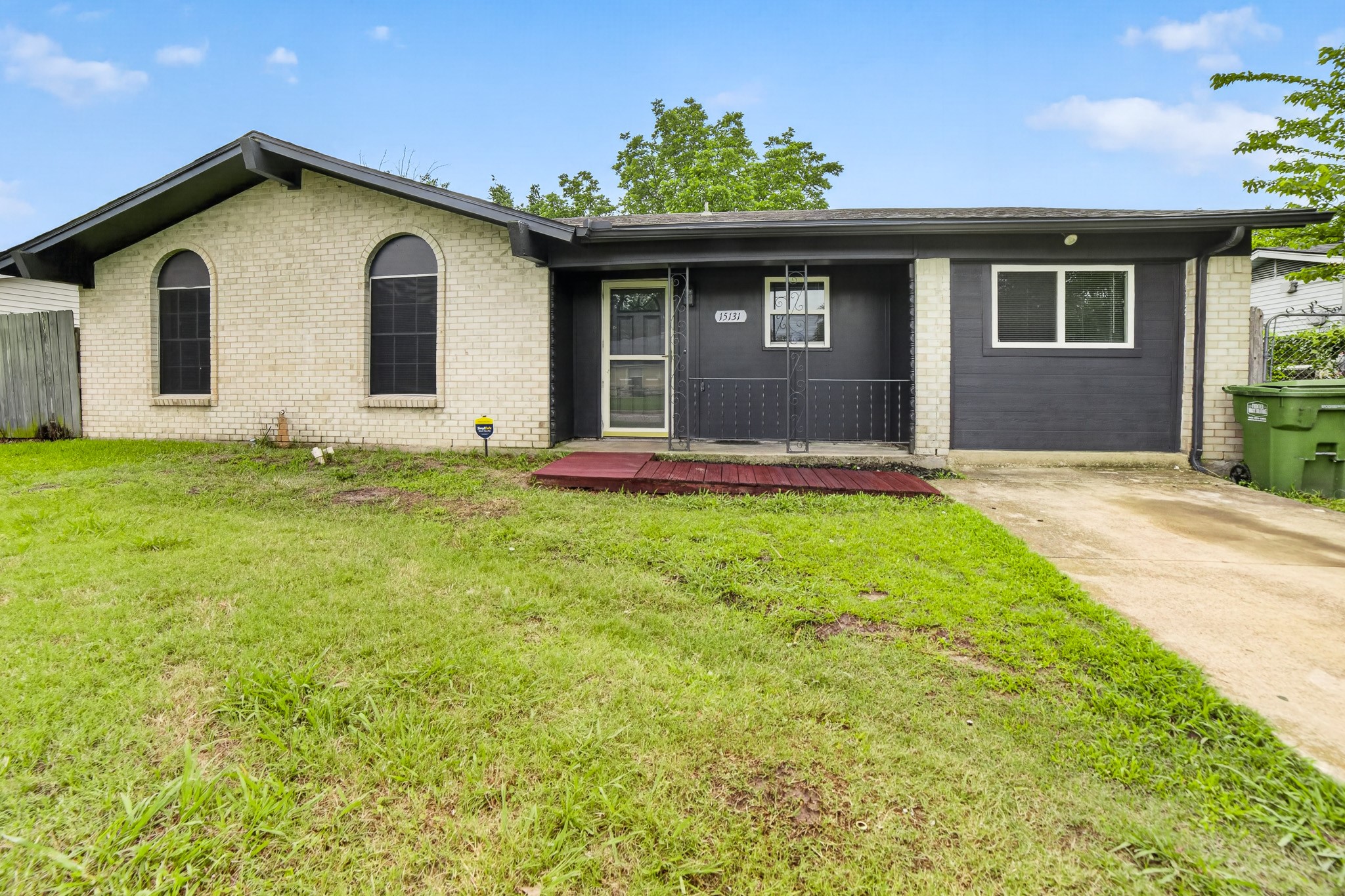 15131 Oakwood Lane Balch Springs TX 75180