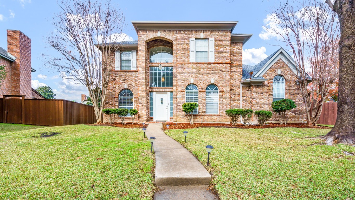 809 O Phelan Lane Garland TX 75044