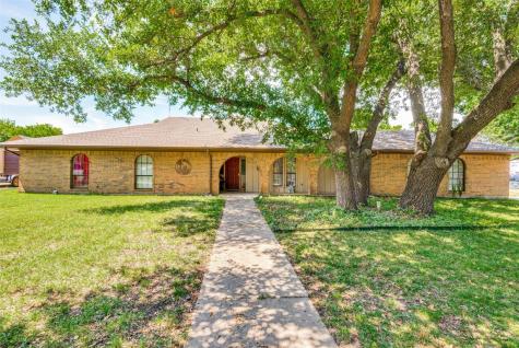 703 Cherry Street Sanger TX 76266