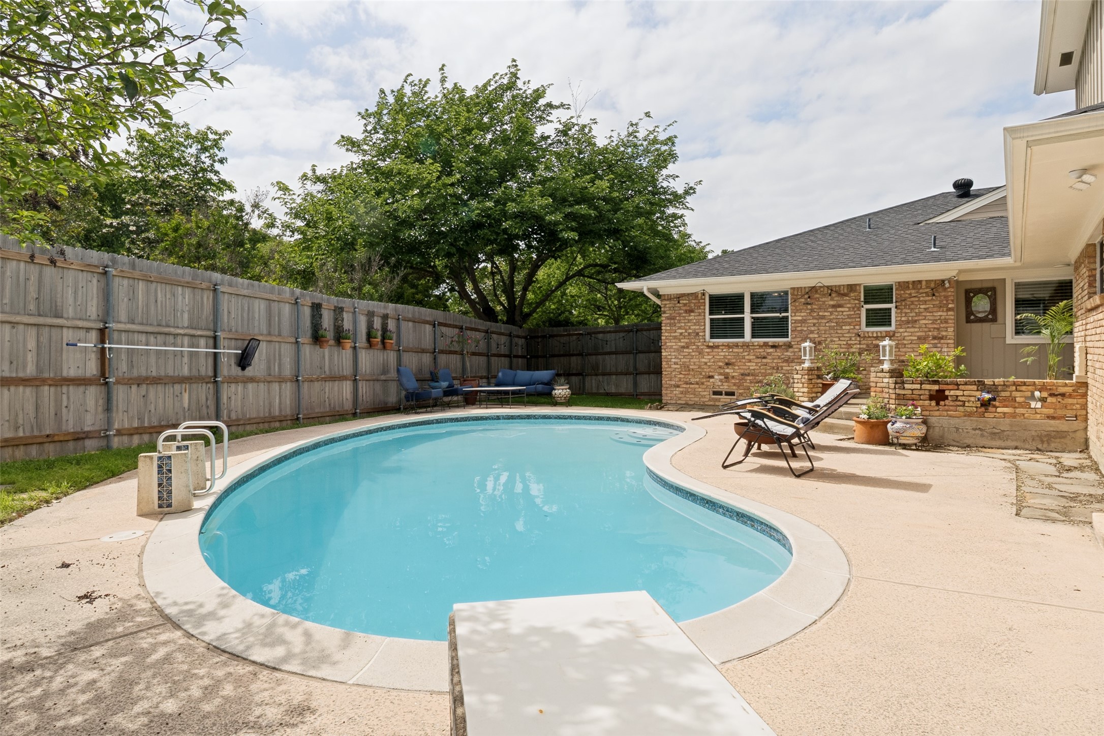 2507 Norsworthy Drive Dallas TX 75228
