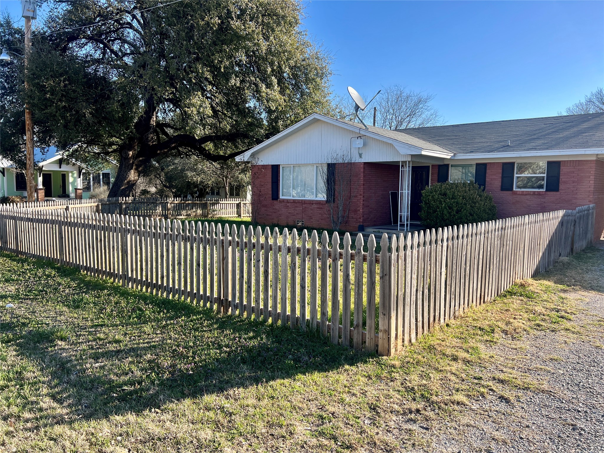 216 Woodlawn Avenue Strawn TX 76475