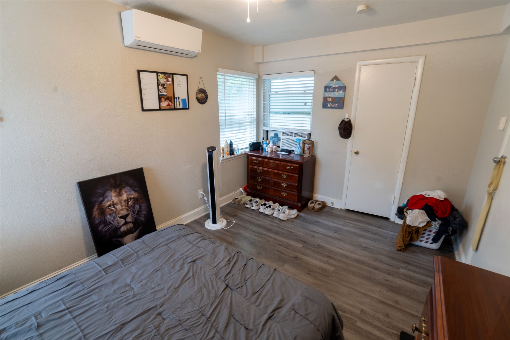 3301 Willing Avenue Fort Worth TX 76110