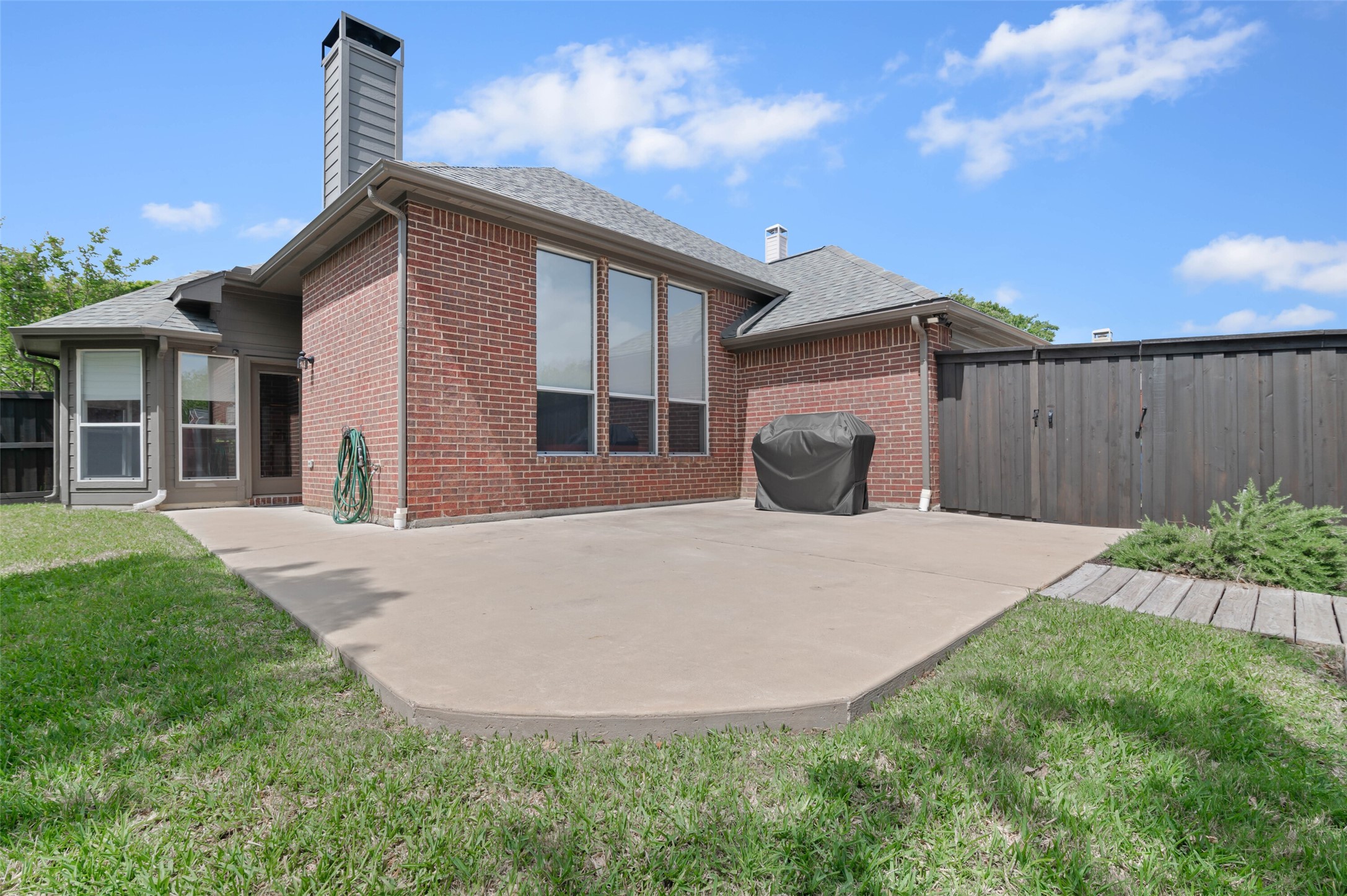 2729 Vista Bluff Boulevard Lewisville TX 75067