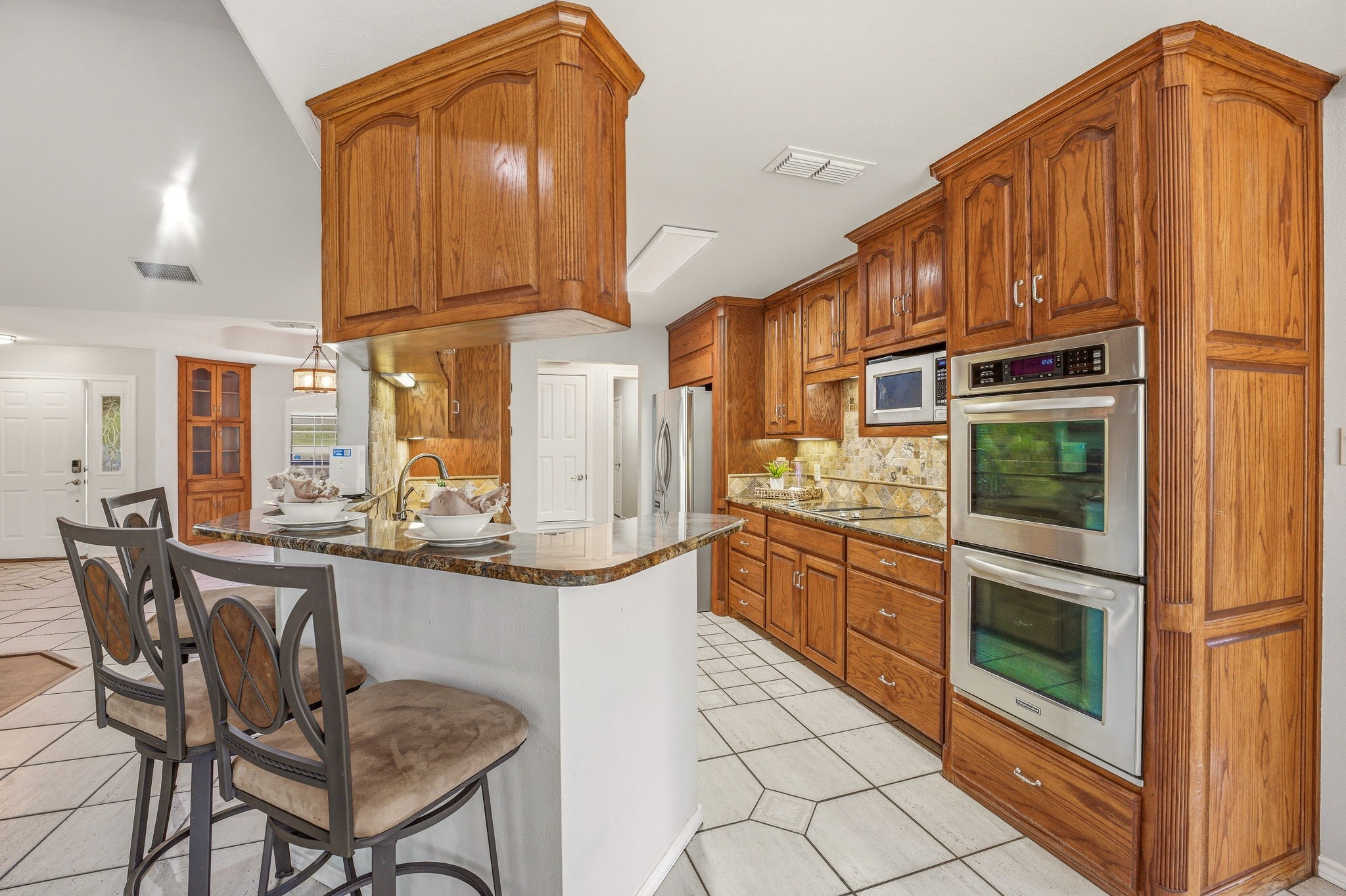 2700 Solar Court Granbury TX 76049