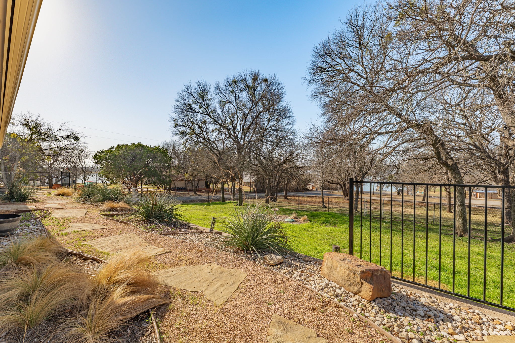 2700 Solar Court Granbury TX 76049