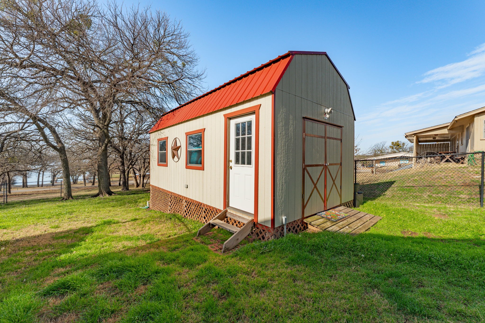 2700 Solar Court Granbury TX 76049
