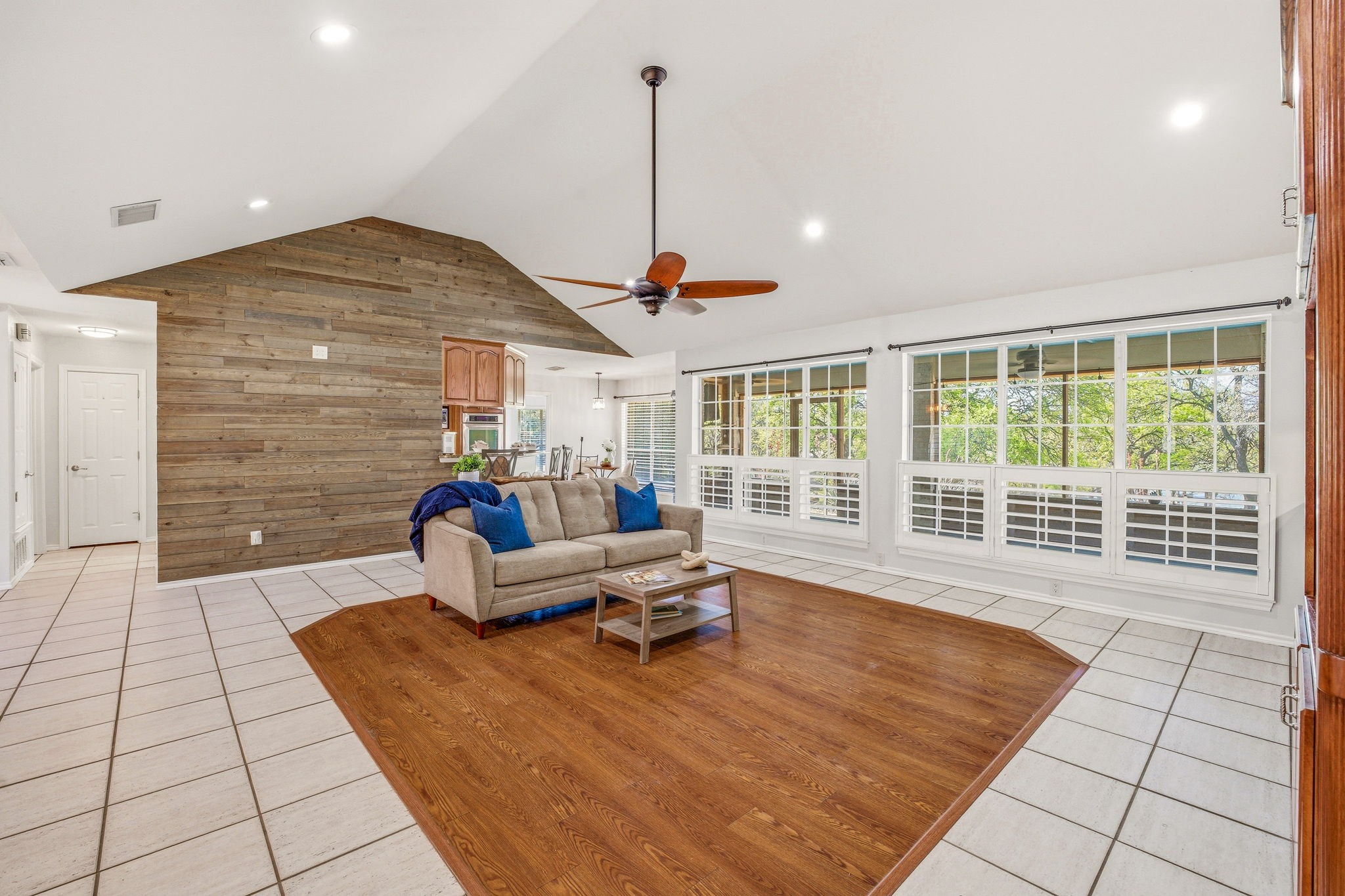 2700 Solar Court Granbury TX 76049