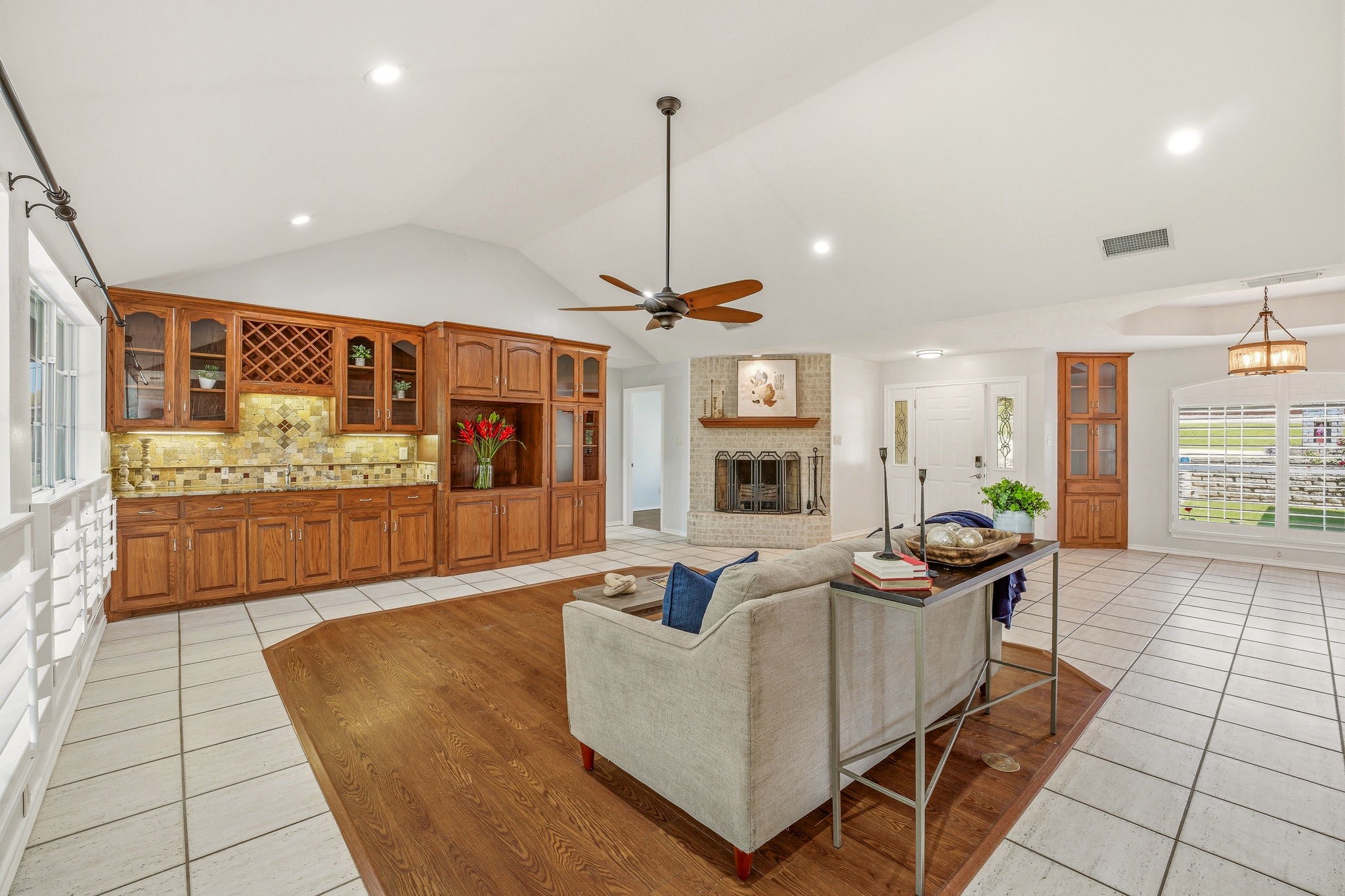 2700 Solar Court Granbury TX 76049
