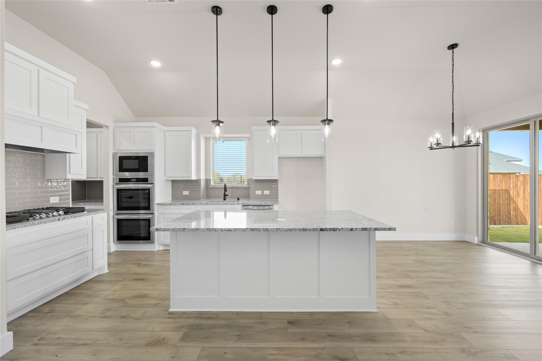 1814 River Hills Court Midlothian TX 76065