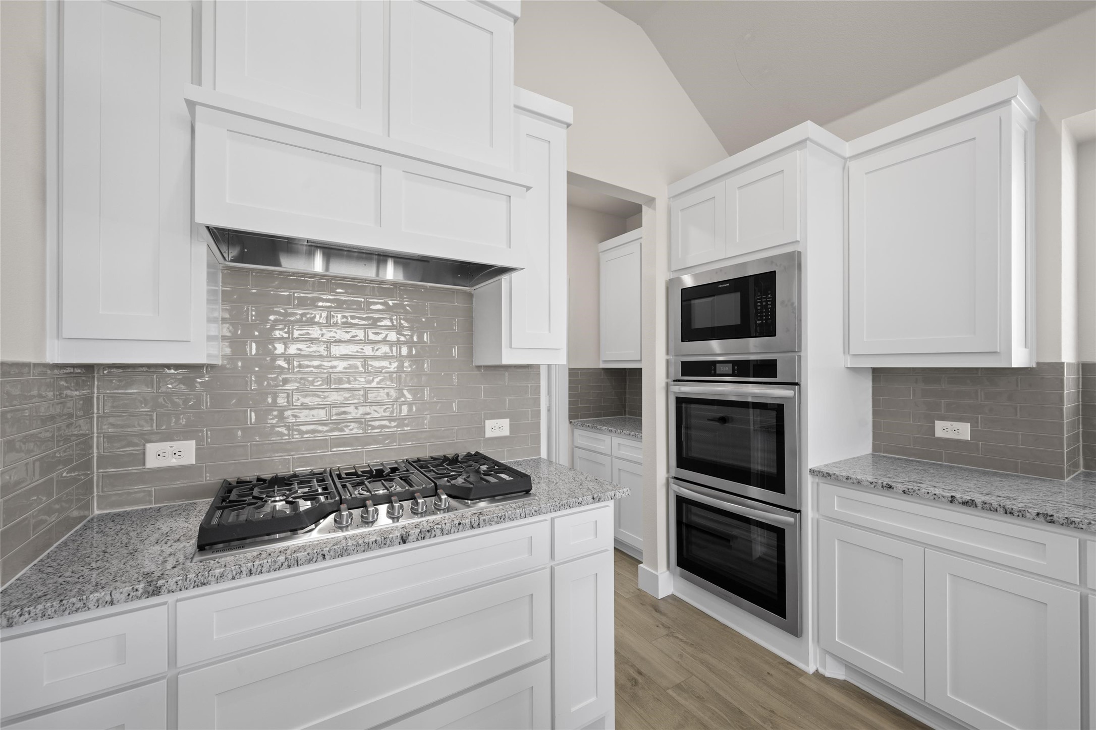 1814 River Hills Court Midlothian TX 76065