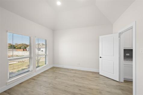 1814 River Hills Court Midlothian TX 76065