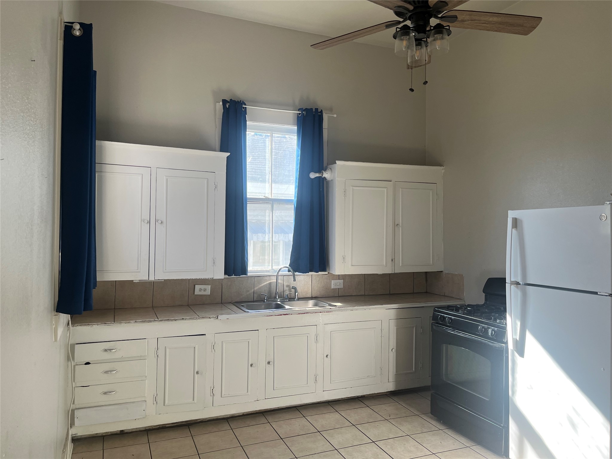 3607 Washington Street Greenville TX 75401
