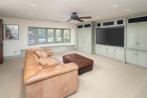 5106 Deloache Avenue Dallas TX 75220