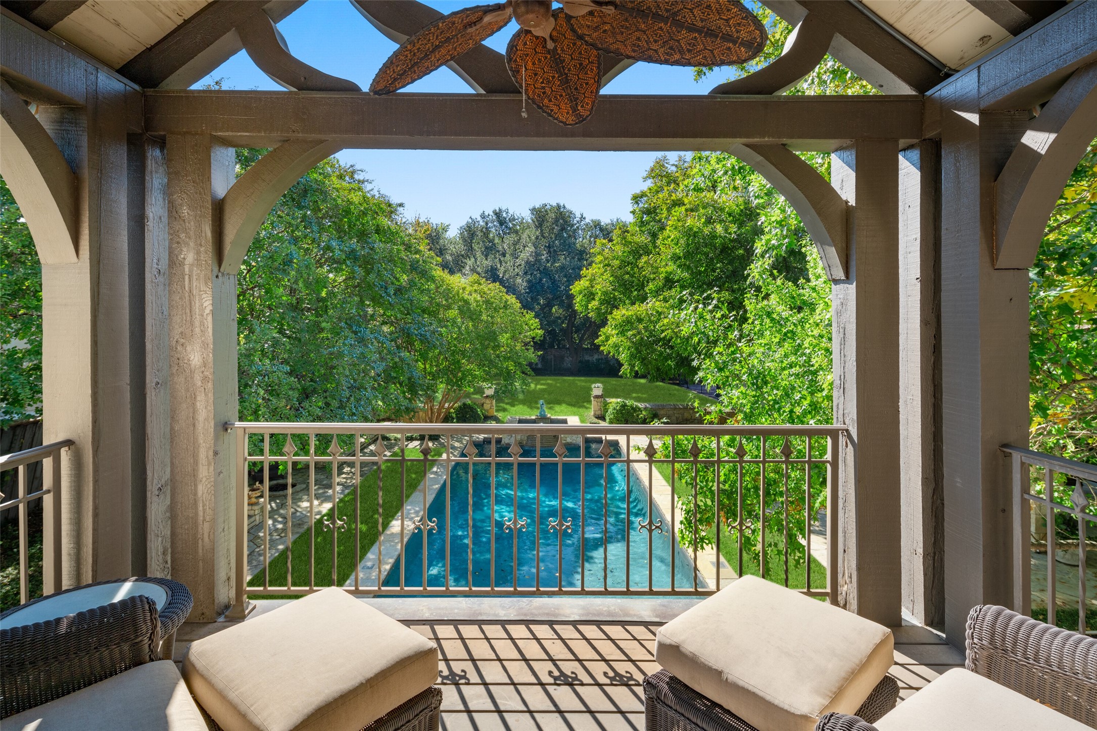 5106 Deloache Avenue Dallas TX 75220
