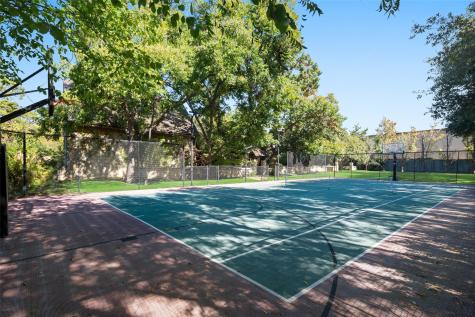 5106 Deloache Avenue Dallas TX 75220