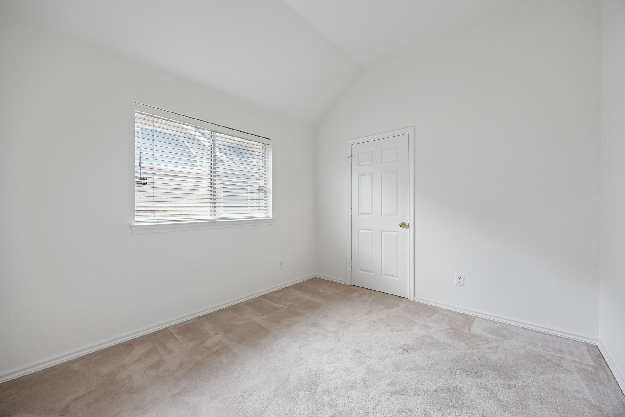 2232 Wembley Wood Lane Bedford TX 76022
