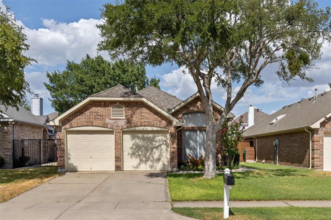 3806 Seminole Court Carrollton TX 75007